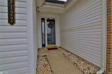 5122 Valley Stream Ln, Macungie, PA 18062 - photo 4