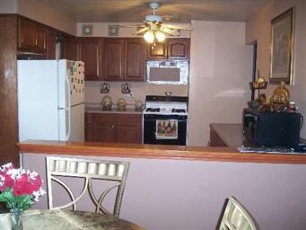 908 Gardner Rd, Westchester, IL 60154 - photo 5