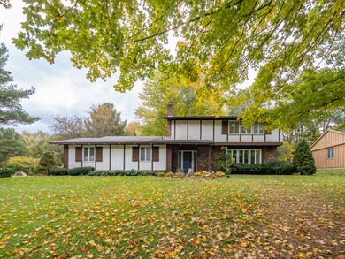 5205 Hitching Post-102