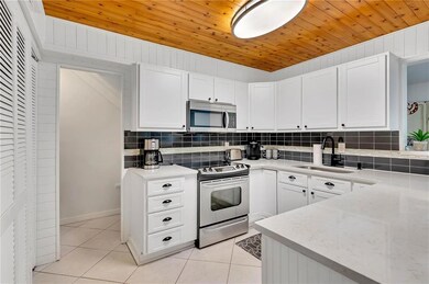 9240 Midnight Pass Rd unit B, Sarasota, FL 34242 - photo 7