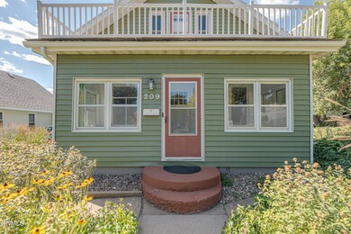 209 9th Ave NW, Mandan, ND 58554 - photo 2