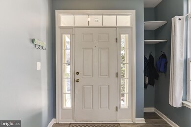 10141 Pale Rose Loop, Bristow, VA 20136 - photo 3