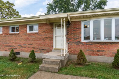 7697 Highway 44 E, Mount Washington, KY 40047 - photo 4