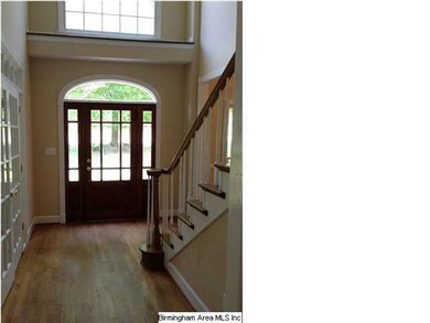 Attractive 2 story foyer.