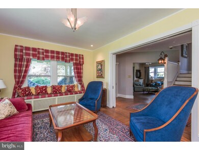 208 E Beechtree Ln, Wayne, PA 19087 - photo 5