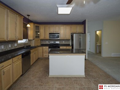 2204 S River Rock Dr, Papillion, NE 68046 - photo 7