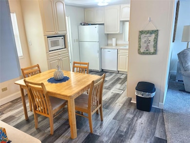 4300 Riverside Dr unit 195, Punta Gorda, FL 33982 - photo 2