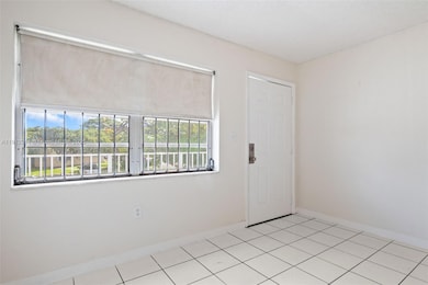 20310 NE 2nd Ave unit 24, Miami, FL 33179 - photo 5