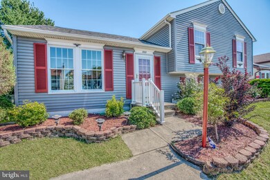 723 Rainbow Ct, Edgewood, MD 21040 - photo 2