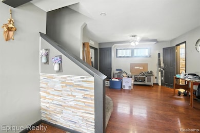 113 Hancock St, Manistee, MI 49660 - photo 7