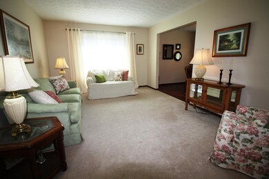 7555 Satterfield Rd, Columbus, OH 43235 - photo 6