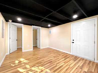 1701 Daytona Dr, Johnson City, TN 37601 - photo 6