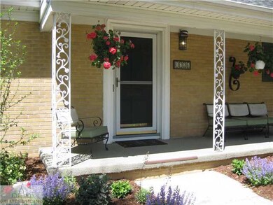 1726 Abington Place, Lansing, MI 48910 - photo 2