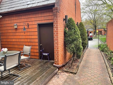 20 Malibu Ct, Towson, MD 21204 - photo 5