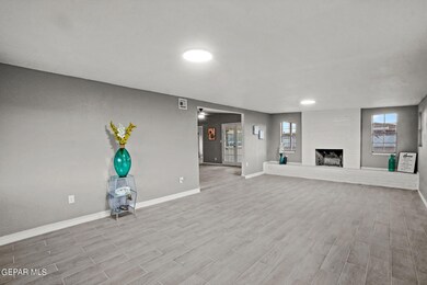 328 Gladys Ave, El Paso, TX 79915 - photo 3