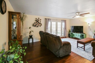 415 Nugget Dr, Rogue River, OR 97537 - photo 4