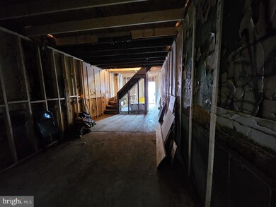 346 S Smallwood St, Baltimore, MD 21223 - photo 4