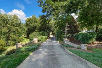 12 Laurel Cove, Greensboro, NC 27455 - photo 3