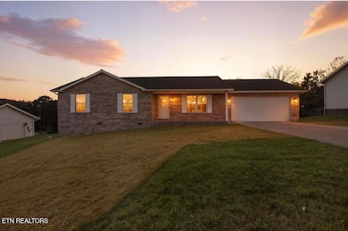 259 Altina Cir, New Tazewell, TN 37825 - photo 2