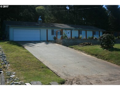 30409 Hillside Terrace, Gold Beach, OR 97444 - photo 2