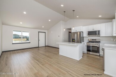 5 Entry Payette Shed 3 Car 11865 Stock P