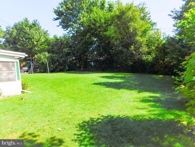 219 Brookside Rd, Norristown, PA 19401 - photo 3