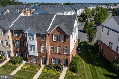 43182 Loudoun Reserve Dr, Ashburn, VA 20148 - photo 2