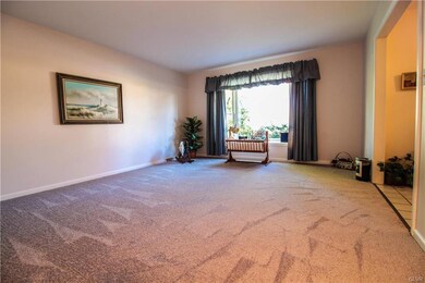 4641 Fir Dr, Nazareth, PA 18064 - photo 2