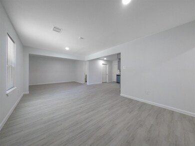 5327 Kingsbury St, Houston, TX 77021 - photo 3