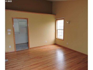365 SE 7th Way, Canby, OR 97013 - photo 3