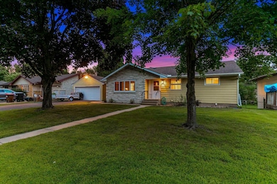 1714 Duluth St, Saint Paul, MN 55109 - photo 3