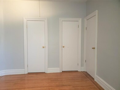 117 Corbin Ave unit 404, Jersey City, NJ 07306 - photo 5