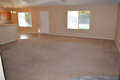 8109 E Dartmouth St, Mesa, AZ 85207 - photo 5