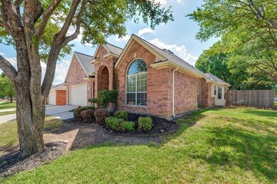 7037 Herman Jared Dr, North Richland Hills, TX 76182 - photo 3