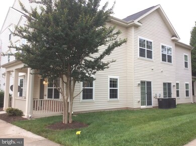 11127 Wortham Crest Cir, Manassas, VA 20109 - photo 2