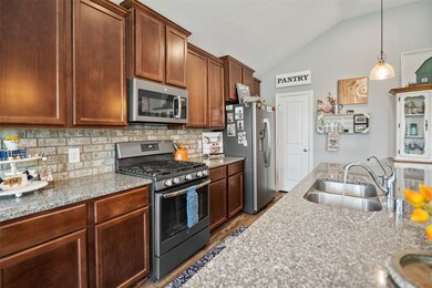 31122 Gulf Cypress Ln, Hockley, TX 77447 - photo 6