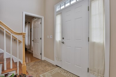 45 Buckingham Dr, Londonderry, NH 03053 - photo 5