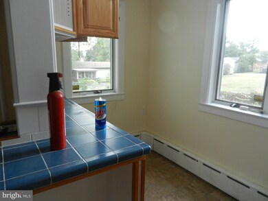 6127 58th Ave, Riverdale, MD 20737 - photo 6