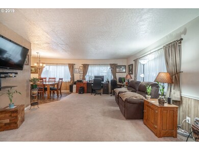 13732 Heather Ln NE, Aurora, OR 97002 - photo 4