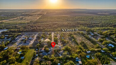 11 Rosebud Cir, Uvalde, TX 78801 - photo 7