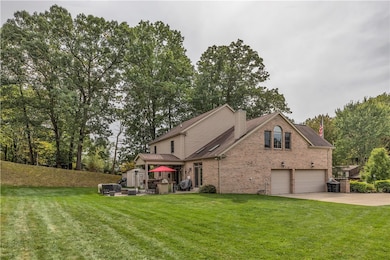 110 Merlin Dr, Canonsburg, PA 15317 - photo 3