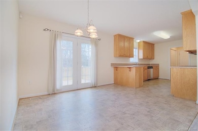 1741 Riverstone Dr, Lincolnton, NC 28092 - photo 5