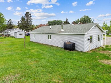 9 Oosoola St, Norridgewock, ME 04957 - photo 5