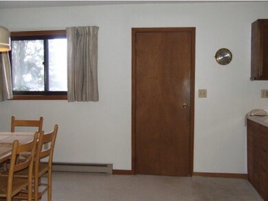 NICELY DESIGNED 3 BDRM UNIT!