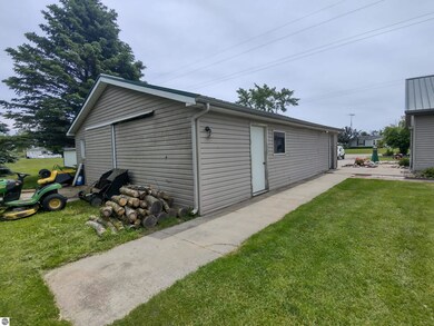3383 E Baum Rd, Au Gres, MI 48703 - photo 7