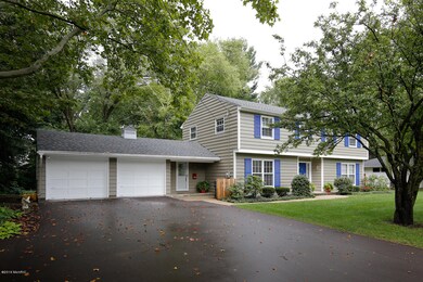 2626 Broadway Ave-302