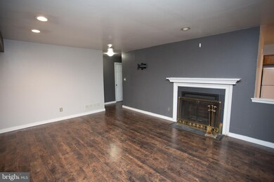 40 Sumac Ct unit 40B, Mount Laurel, NJ 08054 - photo 2