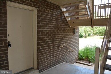 17822 Buehler Rd, Olney, MD 20832 - photo 2