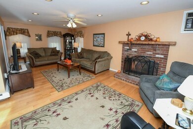 515 Lake St, Bellingham, MA 02019 - photo 7