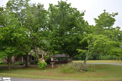 500 Gramling School Rd, Inman, SC 29349 - photo 2